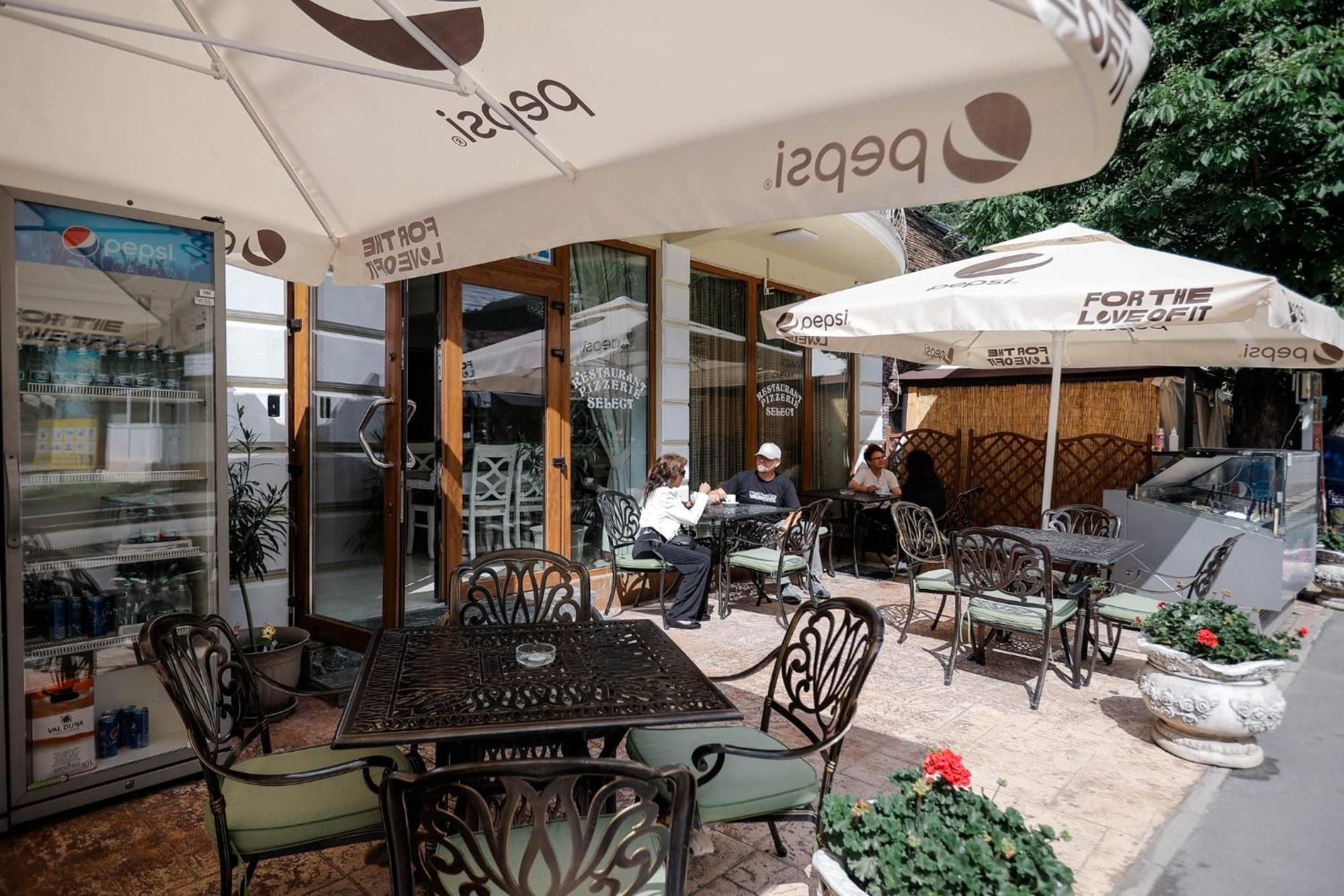 Pensiune Restaurant Select Băile Herculane Exterior foto